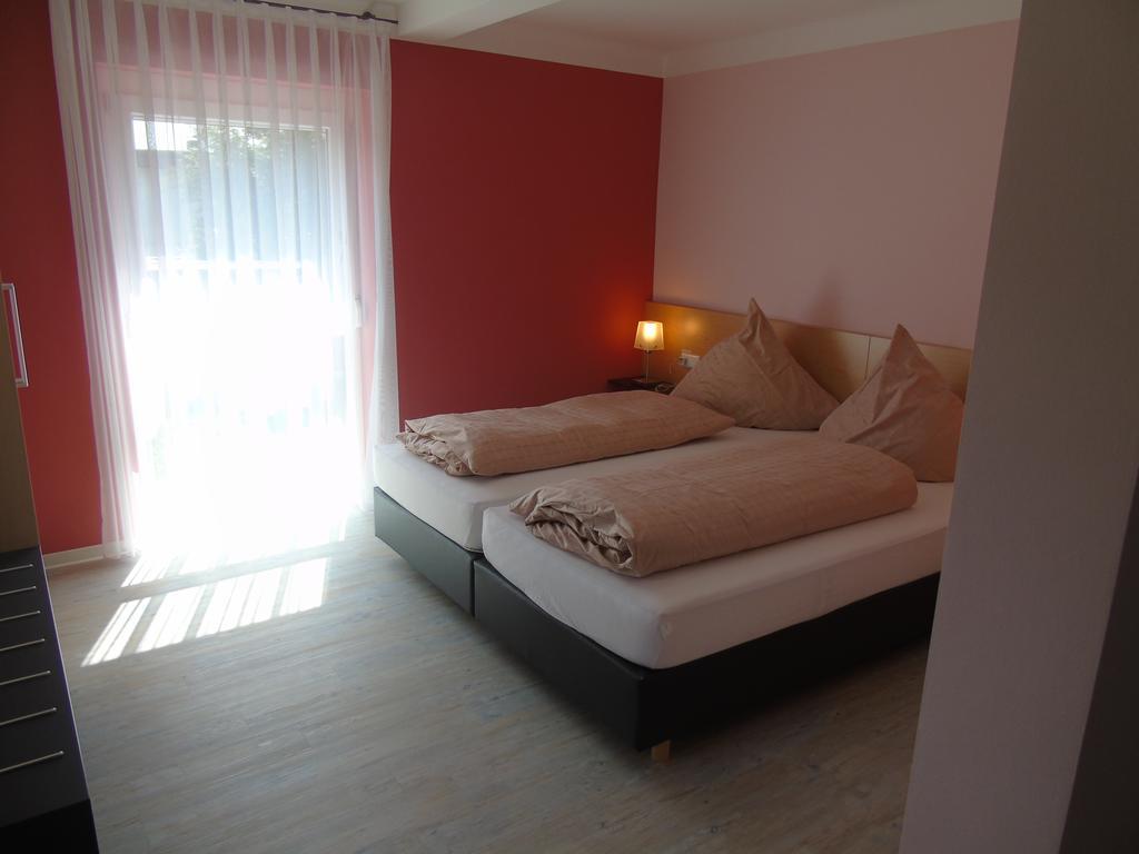 Wein- Appartements Borth ブレッツフェルト エクステリア 写真